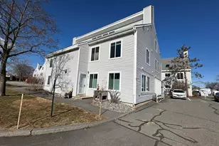 18 Ocean St, South Portland, ME 04106 - Photo 16
