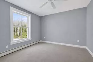 10 Lodge Dr, Saco, ME 04072 - Photo 30