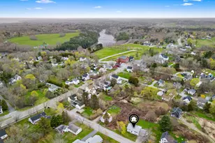 18 Booker St, Thomaston, ME 04861 - Photo 2