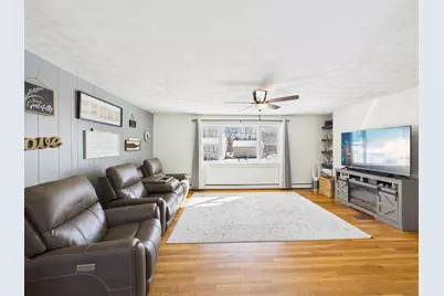 18 Booker Street, Thomaston, ME 04861 - Photo 2