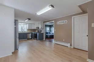 37 Glen St, Sanford, ME 04073 - Photo 4