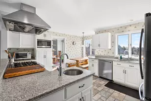 6 Drury Ln, South Berwick, ME 03908 - Photo 18