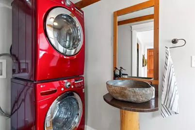 7 Abbott Street, Portland, ME 04103 - Photo 8