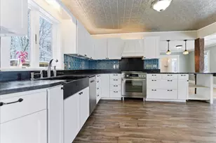 48 Location Rd, Belgrade, ME 04917 - Photo 8