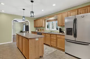 12 Honeysuckle Ln, Brunswick, ME 04011 - Photo 8