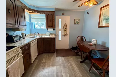 187 Mountain View Avenue, Madawaska, ME 04756 - Photo 18