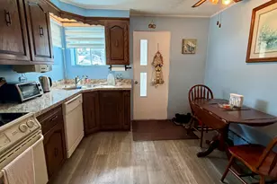 187 Mountainview Ave, Madawaska, ME 04756 - Photo 18