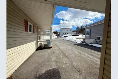 187 Mountain View Avenue, Madawaska, ME 04756 - Photo 10