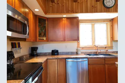 138 Washington Street, Greenville, ME 04441 - Photo 12