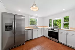 20 Chestnut St, Rockland, ME 04841 - Photo 12