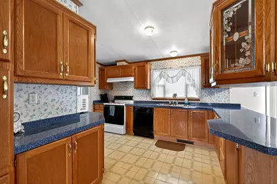 16 Village Green Road, Waterville, ME 04901 - Photo 4