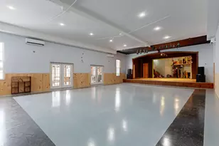 17 Turner St, Buckfield, ME 04220 - Photo 4