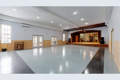 17 Turner Street, Buckfield, ME 04220 - Photo 4