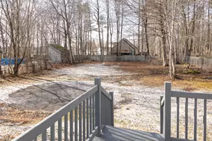 82 Oakland St, Waterville, ME 04901 - Photo 4