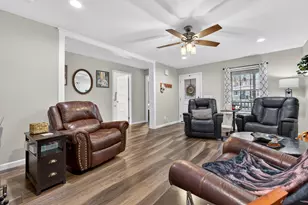 33 Sandalwood Cir, Kittery, ME 03904 - Photo 12