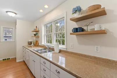 31 Beacon Street Extension, York, ME 03909 - Photo 4