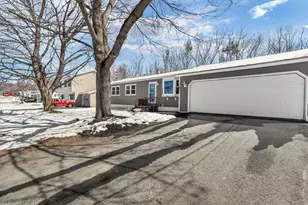 15 Mitchell St, Lewiston, ME 04240 - Photo 2