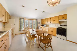 24 Washington St, Milbridge, ME 04658 - Photo 8