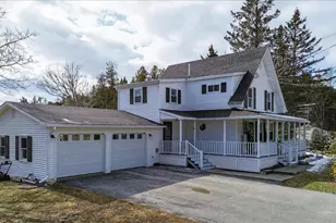 32 Burnt Cove Rd, Stonington, ME 04681 - Photo 2