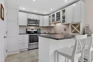 47 Milliken St, Old Orchard Beach, ME 04064 - Photo 8