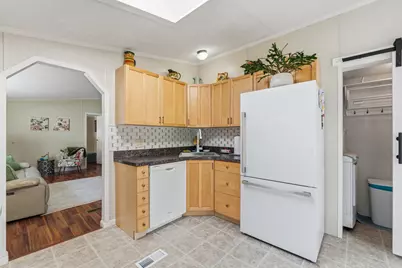 63 Hoak Road, Waldoboro, ME 04572 - Photo 12