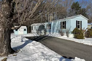 25 Patio Park Ln, Gorham, ME 04038 - Photo 1
