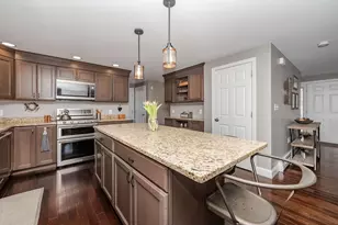 65 Deerfield Rd, North Berwick, ME 04061 - Photo 2