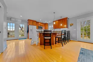 70 Ridgeland Ave, South Portland, ME 04106 - Photo 14