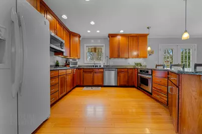 70 Ridgeland Avenue, South Portland, ME 04106 - Photo 16