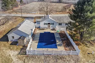 210 Billings Rd, Hermon, ME 04401 - Photo 4