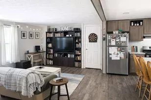 16 W Pleasant St, Oakland, ME 04963 - Photo 6