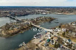17 Commercial St, Kittery, ME 03904 - Photo 2