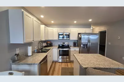 25 Village Circle #2, Augusta, ME 04330 - Photo 6