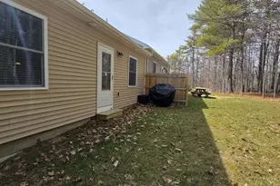 25 Village Cir, Augusta, ME 04330 - Photo 4