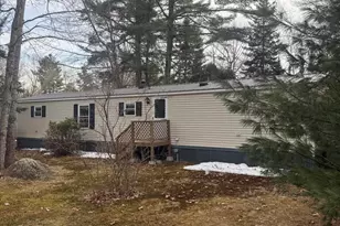 2196 Sanford Rd, Wells, ME 04090 - Photo 2