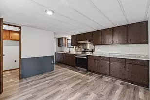 15 Valerie Ave, Brunswick, ME 04011 - Photo 20