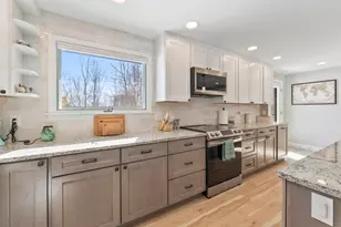 131 Summer St, Lisbon, ME 04252 - Photo 10