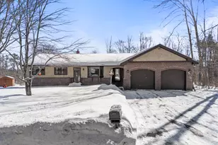 131 Summer St, Lisbon, ME 04252 - Photo 2