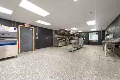 1110 Minot Avenue, Auburn, ME 04210 - Photo 14