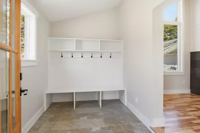 67 Jordan Avenue, Brunswick, ME 04011 - Photo 6