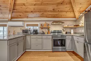 162 E Grand Ave, Old Orchard Beach, ME 04064 - Photo 6