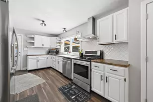 102 Harlow Hill Rd, Mexico, ME 04257 - Photo 2