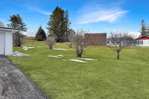 272 Main St, Saint Agatha, ME 04772 - Photo 4