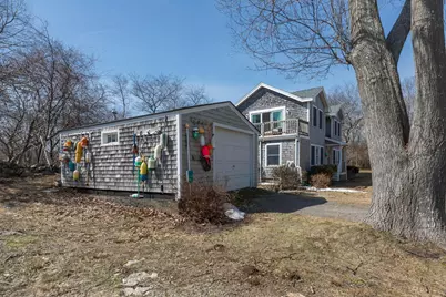 81 Goodwin Road, Kittery, ME 03905 - Photo 4