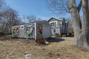 81 Goodwin Rd, Kittery, ME 03905 - Photo 4