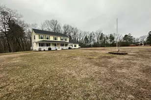 296 N Berwick Rd, Wells, ME 04090 - Photo 2