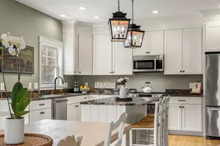 2 Franklin Cir, Cape Elizabeth, ME 04107 - Photo 12