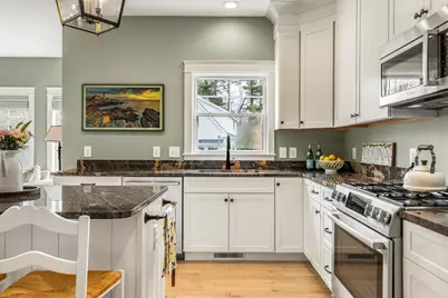2 Franklin Circle, Cape Elizabeth, ME 04107 - Photo 16