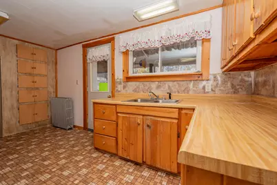 17 Daggett Street, Milo, ME 04463 - Photo 4