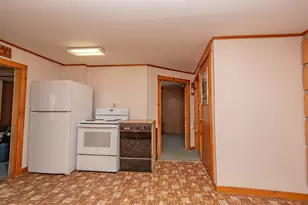 17 Daggett St, Milo, ME 04463 - Photo 8